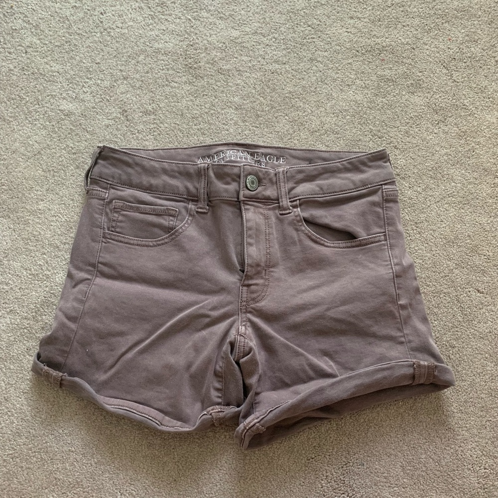 American eagle Midi shorts